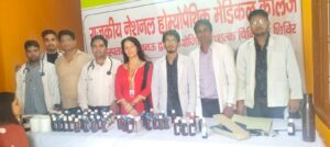 Lucknow News: नि:शुल्क चिकित्सा सेवा एवं दवा वितरण शिविर का आयोजन, 50 से अधिक लोगों ने लिया चिकित्सीय परामर्श 