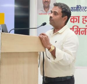 World Pharmacist Day 2025: आम जनता को स्वस्थ करने में अपनी महत्वपूर्ण भूमिका निभा रहे फार्मासिस्ट