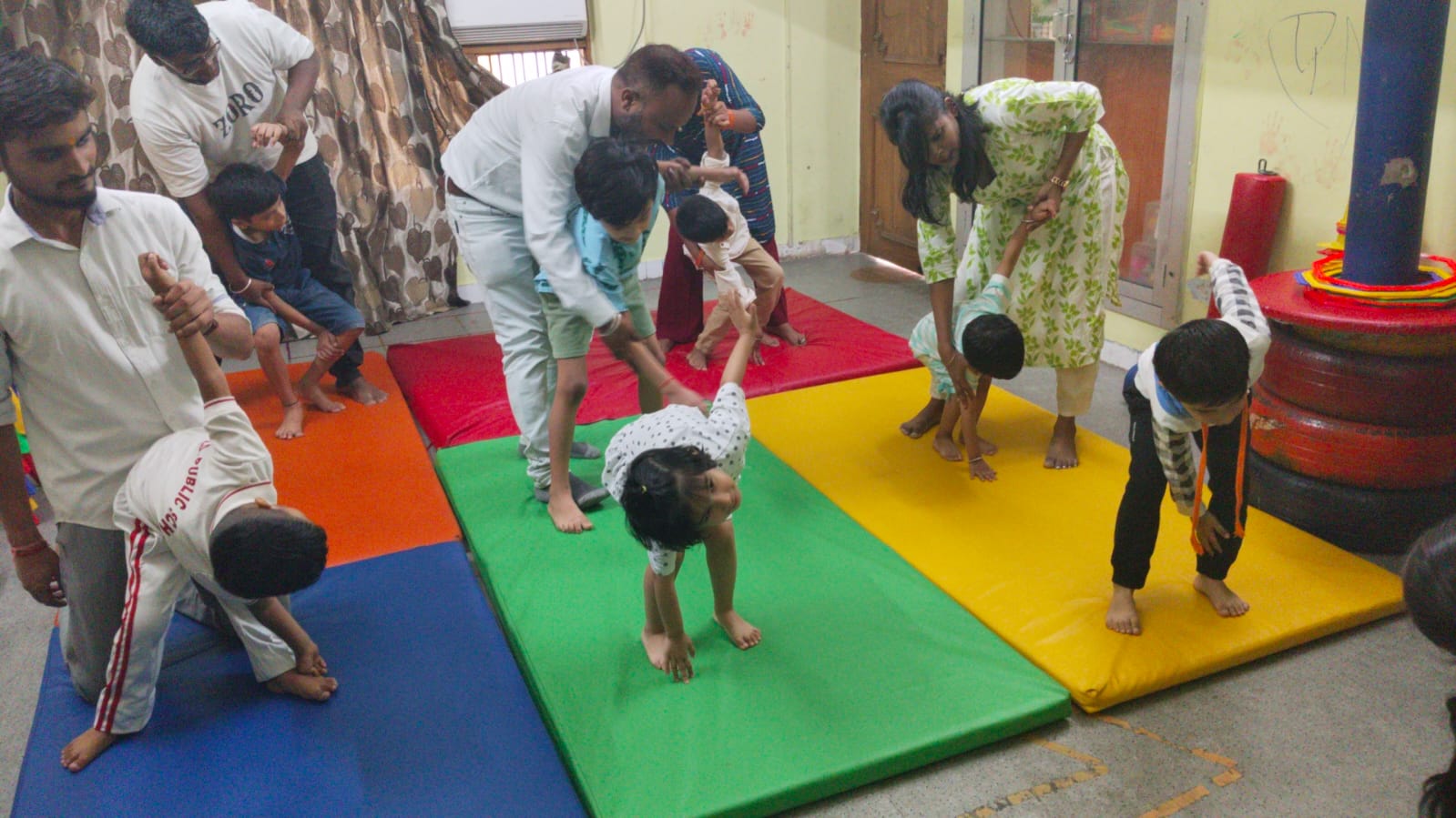 International Yoga Day 2026: विशेष बच्चों की एकाग्रता, संतुलन और आत्मविश्वास बढ़ाने का सशक्त माध्यम है योग