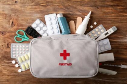किसी शख्‍स को भी मौत के मुंह से बाहर ला सकते हैं First Aid के ये चार तरीके, क्‍या आपको पता हैं?