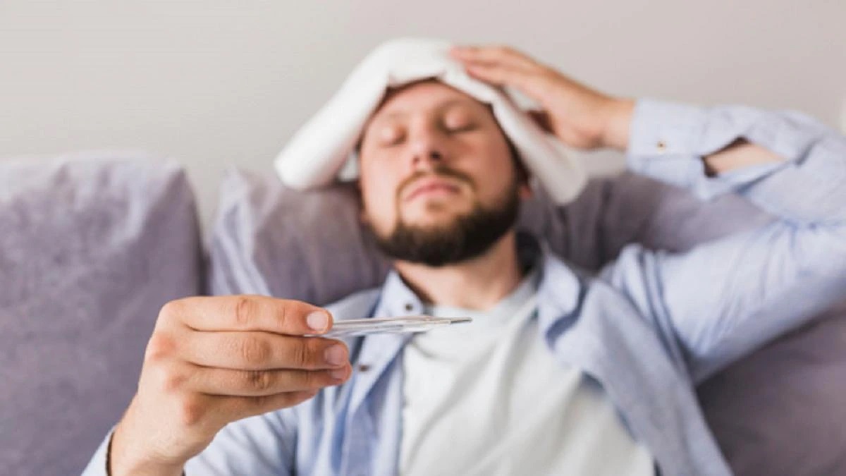 Fever आने पर भी दवाओं का कोर्स पूरा करना जरूरी है या नहीं, जानिए क्‍या है सच?