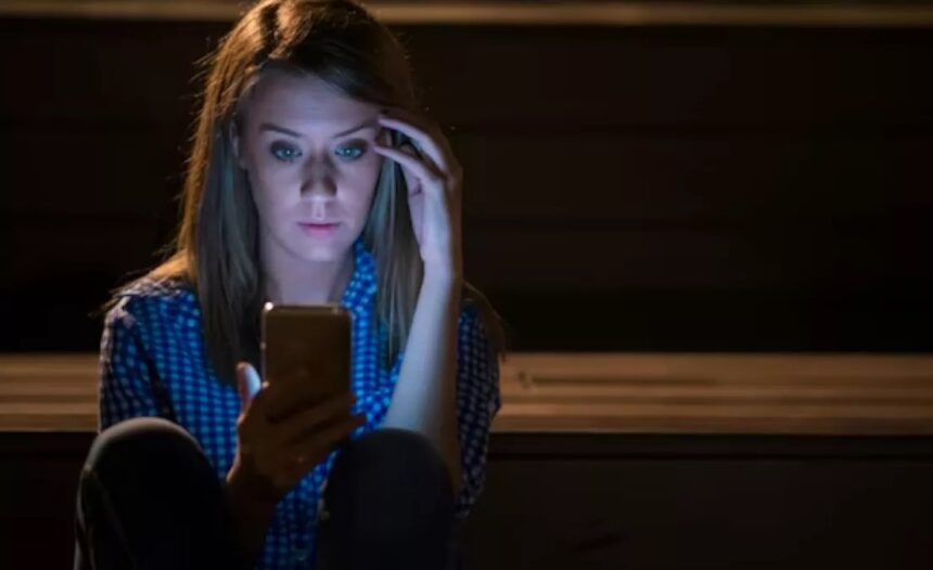 Social Media पर दिनभर Reels देखने की लग गई है लत, जानिए कैसे छुड़ाएं ये आदत?