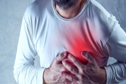 ठंड के मौसम में बिस्तर से उठते समय न करें ये गलती, Heart Attack और Stroke से रहेंगे सुरक्षित