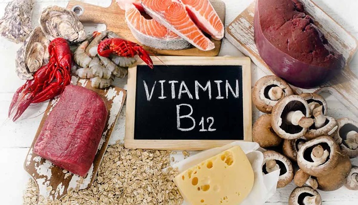 Diet: शरीर के लिए जरूरी है Vitamin B12, इन बीमारियों से भी दिलाता है बचाव