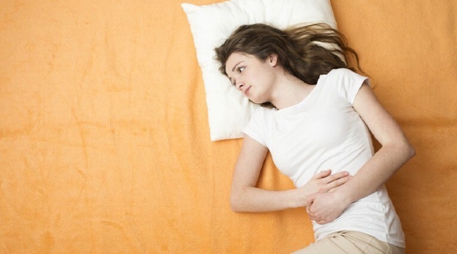 Periods आने से पहले होने लगती है नींद की कमी और रात में बैचेनी, जानें इसकी वजह