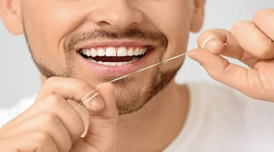 नई स्टडी में चौंकाने वाला खुलासा, दांतों के बीच फंसा है प्लाक तो हो सकता है Stroke का खतरा!