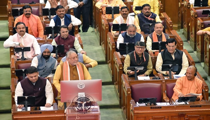 UP Budget: वित्‍त मंत्री सुरेश खन्‍ना ने कहा- योगी सरकार का चिकित्‍सा और स्‍वास्‍थ्‍य पर खास फोकस