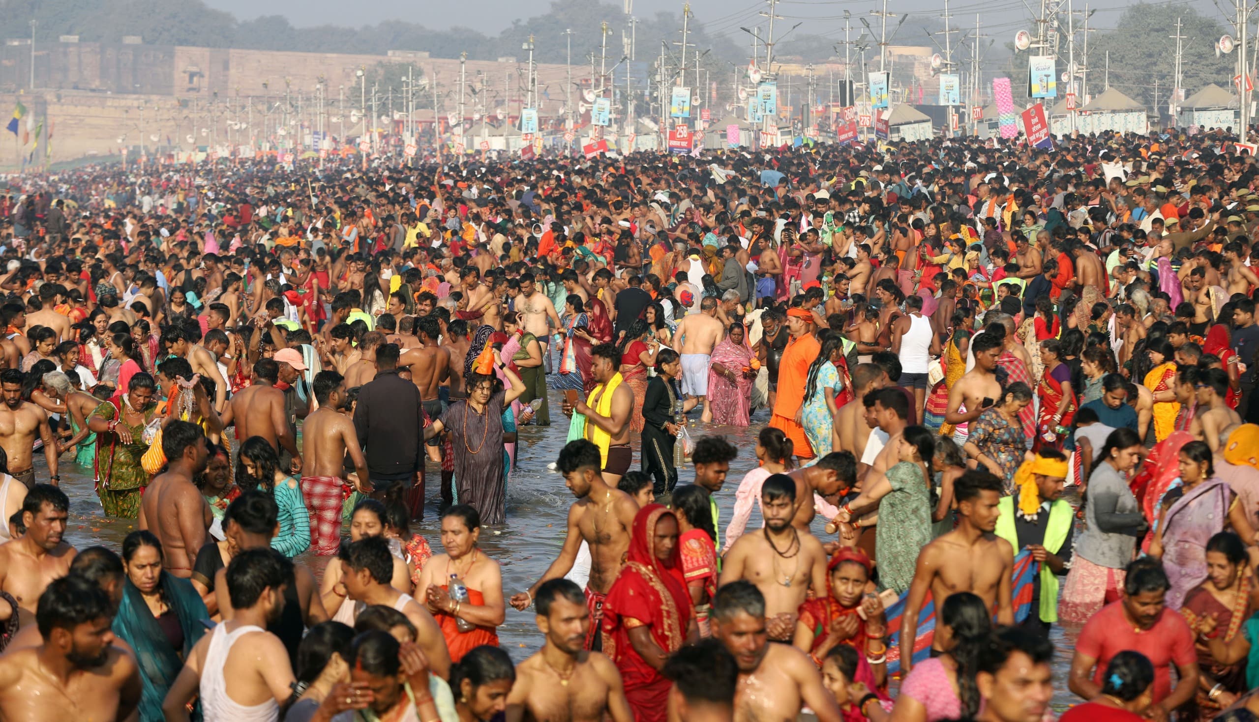 महाकुम्भ: महाशिवरात्रि के लिए बढ़ाई गई आपातकालीन चिकित्सा सुविधा, आईसीयू बेड की संख्या में इजाफा