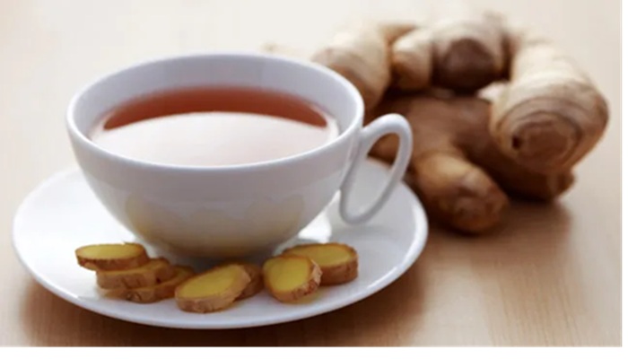 Ginger Tea: चाय में किस प्रक्रिया से अदरक डालना है सही? जान लें इसके बड़े फायदें