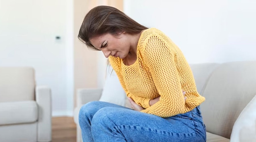 Periods के दर्द में असरदार हो सकती है नेचुरल ड्रिंक? जानिए सही जवाब और तरीका