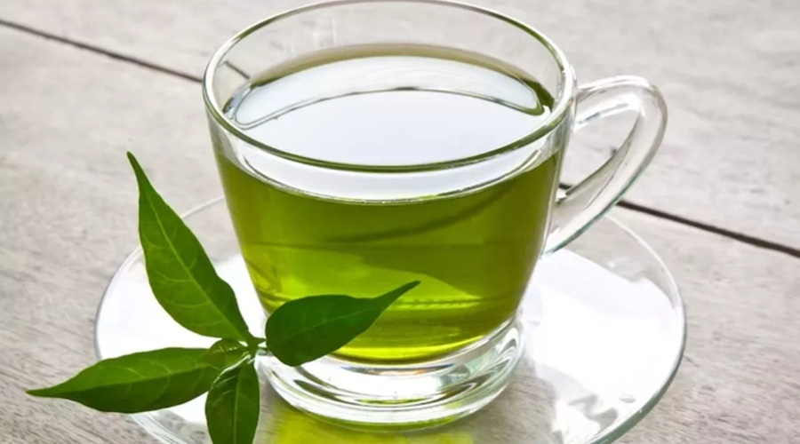 वजन कम करने ही नहीं, इन समस्याओं में भी बेहद फायदेमंद है Green Tea