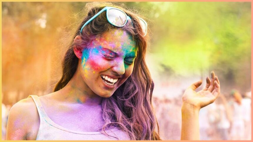 Holi Skin Care Tips: रंग खेलने से पहले अपनी त्वचा को पहनाएं ये कवच, स्किन रहेगी जबरदस्त