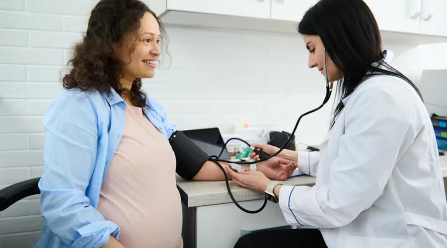 गर्भावस्‍था में 'साइलेंट किलर' है Preeclampsia, विशेषज्ञ से जानें लक्षण और बचाव के तरीके