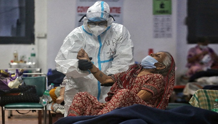 भारत में फिर पैर पसार रहा Corona, अबतक संक्रमण से 11 मौतें और 1047 Active Case