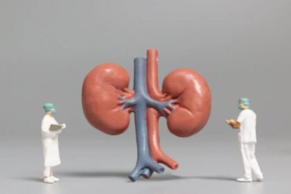 Kidney Transplant vs Dialysis, डॉक्‍टर से समझें कब पड़ती है किसकी जरूरत?