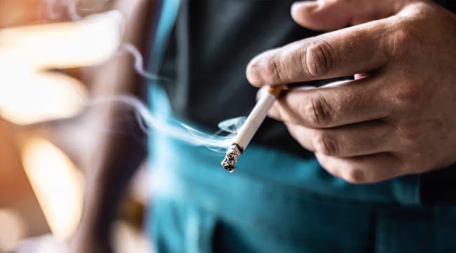 पुरुष-महिलाओं की सेहत के लिए खतरनाक है Tobacco की लत, Health का ऐसे करें बचाव