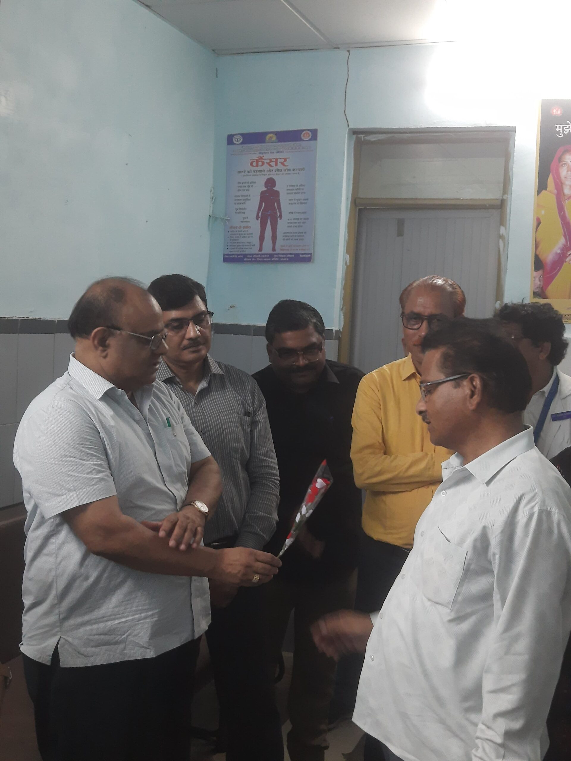 लखनऊ के बलरामपुर अस्पताल में दिलाई गई तंबाकू से दूर रहने की प्रतिज्ञा