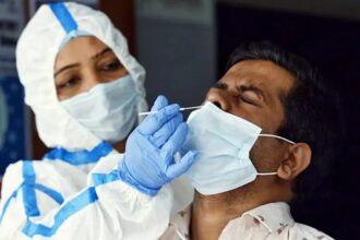 Covid-19: देश में फिर 'कोरोना संकट'; आने वाली है एक और लहर!