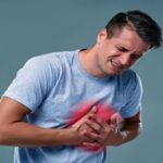 Alert! दिल की धमनियों का ब्लॉकेज दे रहा Heart Attack को दावत, एक्सपर्ट से जानें बचाव के तरीके  
