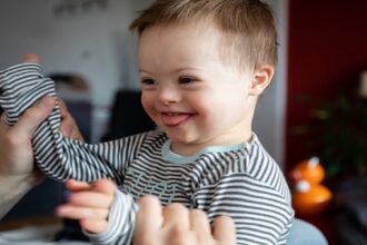 What is Down Syndrome?, जानिए लक्षण और पूरी तरह से ठीक न होने का कारण