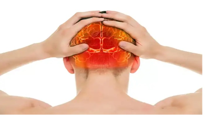 Brain Tumor: दिमाग की कट्टर दुश्मन बन रही ये पांच आदतें, बढ़ जाता ब्रेन ट्यूमर का खतरा