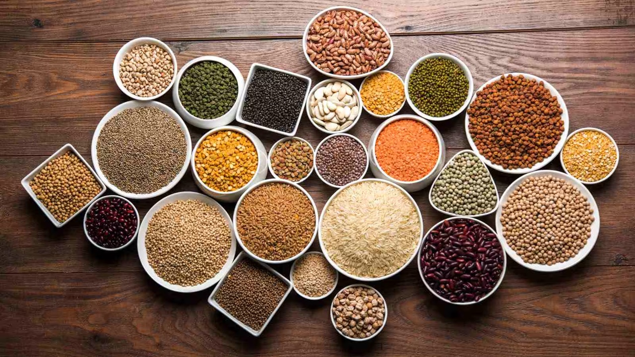 Pulses Benefits: दाल खाना क्यों है जरूरी? शरीर को नहीं होती है कोई मजबूरी
