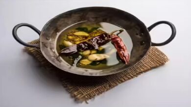 लोहे के बर्तन में नहीं बनानी चाहिए खाने की ये चीजें, ऐसे करें Iron Cookware का सही प्रयोग