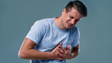 Heart Attack ही नहीं, इन कारणों से भी सीने में हो सकता है दर्द; एक्सपर्ट से जानना जरूरी