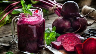 Health Tips: सिर्फ चुकंदर खाने से ही ठीक नहीं होगी ये बीमारी, अपनाइए थोड़ी समझदारी