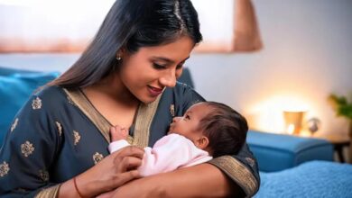World Breastfeeding Week 2025: शिशु के लिए मां का दूध एक संपूर्ण आहार