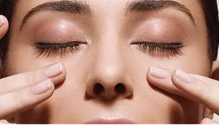 Eye Sight: कमजोर हो रही है आंखों की रोशनी, नेचुरली नजर को ऐसे रखें तेज