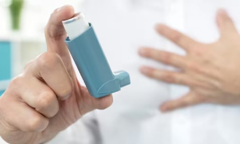 Asthma: बदलता मौसम अस्थमा रोगियों की बढ़ाता है मुश्किलें, जानें जरूरी टिप्स जो करेंगे आपकी मदद