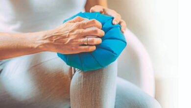 Joint and Bone Pain: मौसम बदलते ही बढ़ता है दर्द, जानिए कैसे पायें इससे छुटकारा