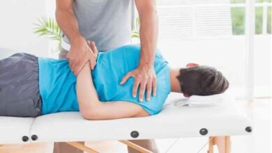 Physiotherapy: शरीर के दर्द से हैं परेशान, इन आसान फिजियोथेरेपी एक्सरसाइज से बदन दर्द हो जाएगा दूर