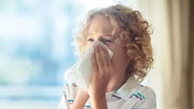 Sneezing Problems in Kids: बच्चा छींकने लगे तो मां-बाप कैसे रखें उनका ख्याल?