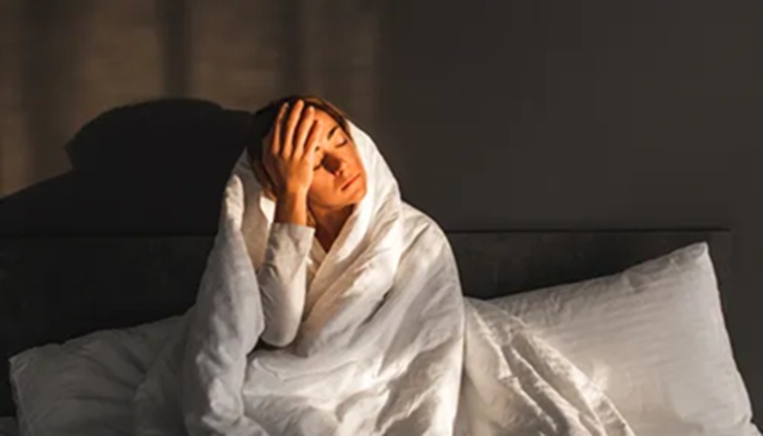 Health Tips: रोज डरावने सपने आते हैं? ये इन बीमारियों का संकेत है