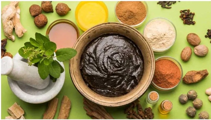 Chyawanprash: सर्दी में च्यवनप्राश क्यों जरूरी है? जानें इसके बारे में सबकुछ