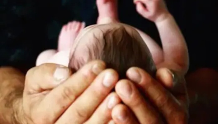 Child Health Care: सर्दियों में बच्चों की सही देखभाल के लिए करें ये काम, उन्हें मिलेगा आराम