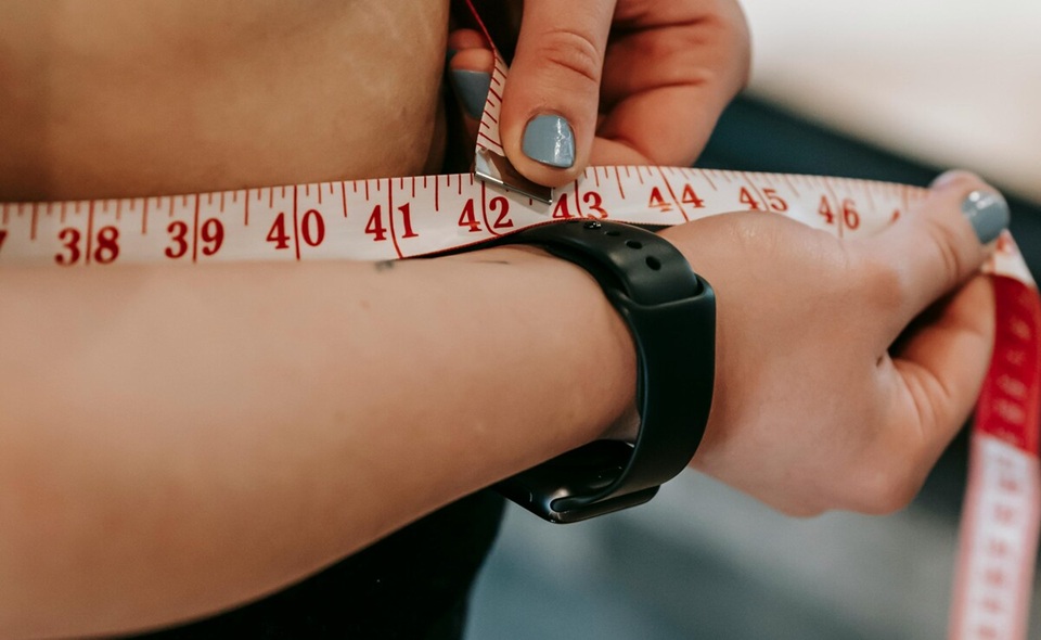 Losing Weight: वजन कम करना चाहते हैं? अपनाएं ये आसान तरीके