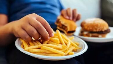 Overeating: ओवरईटिंग है खतरनाक, जैसे कैसे पायें इससे निजात