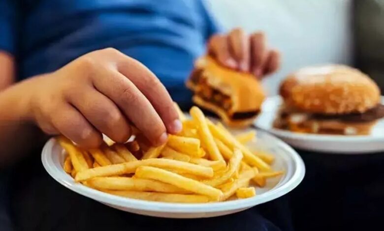 Overeating: ओवरईटिंग है खतरनाक, जैसे कैसे पायें इससे निजात