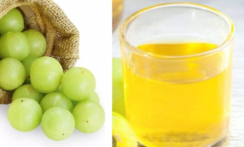 Amla Ka Paani: रोज पिएं एक गिलास आंवले का पानी, दूर हो जाएंगी ये समस्याएं