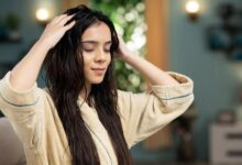 Hair Growth: लगातार झड़ रहे बाल, ट्राई करें ये होममेड हेयर ऑयल, होगी अच्छी ग्रोथ