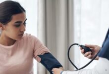 Blood Pressure: सुबह-सुबह महसूस होते हैं ये लक्षण, तो समझ जाइए कि बढ़ गया है आपका ब्लड प्रेशर