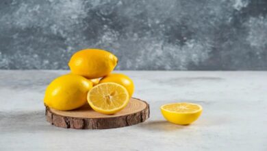 Benefits of Lemon: एसिडिटी का दुश्मन है नींबू, सेवन करने से पहले बस जान लें ये तरीके