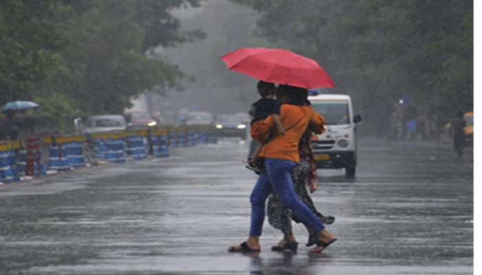 Rainy Day: ठंड के बीच में होने वाली बारिश में ये सावधानियां बरतना जरूरी