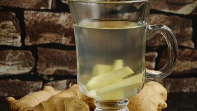 Ginger Water: तेजी से वजन घटाने में मिलेगी मदद, जान लें इसके फायदे और नुकसान