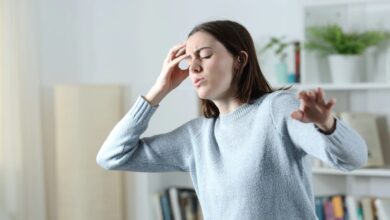 Iron Deficiency: शरीर में दिखें ये लक्षण, समझ जाइए आयरन की है कमी