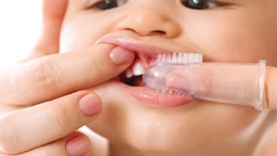 Kids Teeth Care: दांत निकलने के कितने समय बाद बच्चों को ब्रश कराना चाहिए?