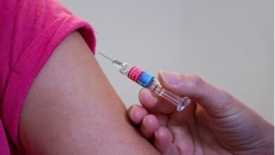 HPV Vaccine: एक्सपर्ट से जानें HPV वैक्सीन क्या है, किसे लगवानी चाहिए और कब?